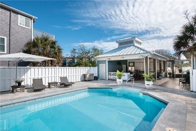 Gorgeously updated, deep waterfront luxury coastal home - photo 4