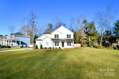 Lake Home Active Under Contract in Mooresville, North Carolina