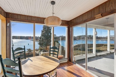 An estate prominently positioned on the banks of the York River - photo 41