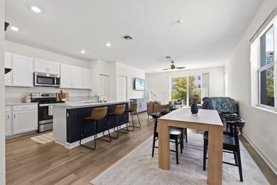 Built in 2023, this well maintained 3 bedroom, 2.5 bathroom - photo 5