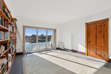 An estate prominently positioned on the banks of the York River - photo 49