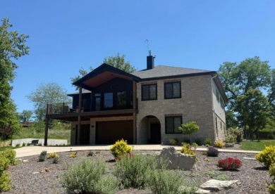 WONDERFUL OPEN FLOOR PLAN LAKE VIEW HOME, SHORT WALK TO BOAT SLIP - photo 1