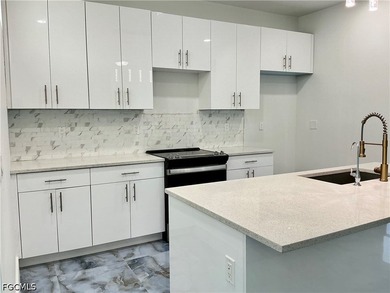 Welcome to this beautifully newer single family home Year 2023 - photo 4
