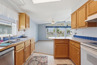 Located in Desert Aire - a Columbia River community known for - photo 15