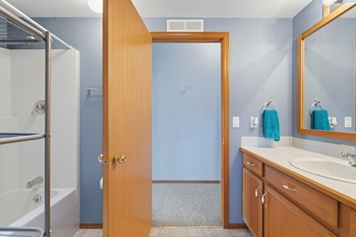 Located in Desert Aire - a Columbia River community known for - photo 17
