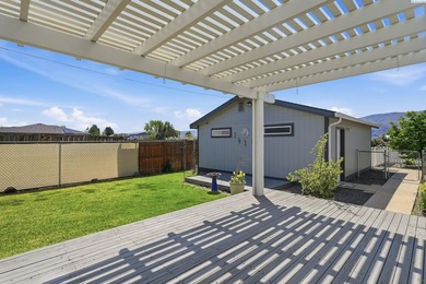 Located in Desert Aire - a Columbia River community known for - photo 24