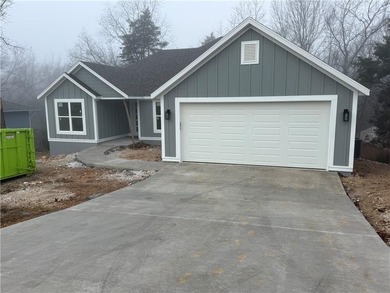 Lake Brittany Home For Sale in Bella Vista Arkansas