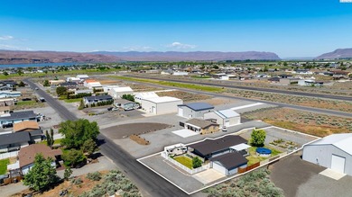 Located in Desert Aire - a Columbia River community known for - photo 32