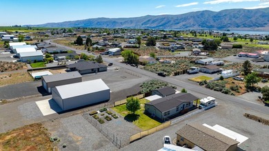 Located in Desert Aire - a Columbia River community known for - photo 36