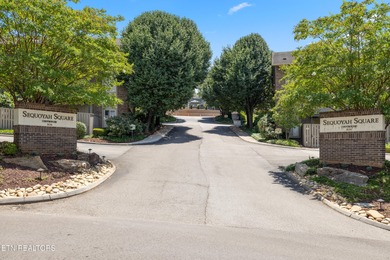 Fort Loudoun Lake Condo Sale Pending in Knoxville Tennessee