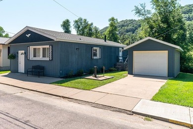 Additional listing photo 1