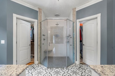 Welcome to your lakeside retreat! This beautifully updated - photo 17