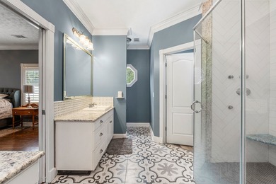Welcome to your lakeside retreat! This beautifully updated - photo 18