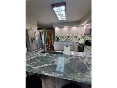 Don't miss out on this DEAL as the Owners are looking for an - photo 26