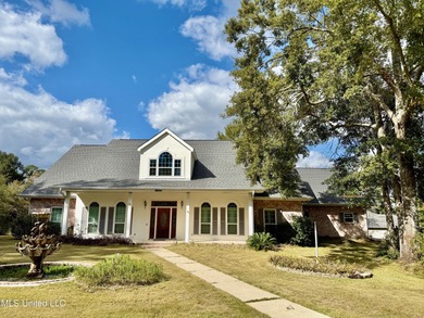 Twin Lakes Home For Sale in Diamondhead Mississippi