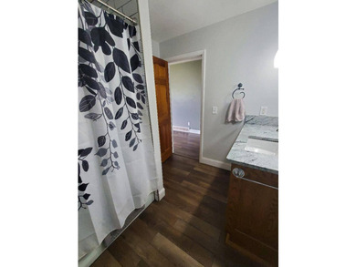 Don't miss out on this DEAL as the Owners are looking for an - photo 42