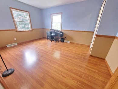 Don't miss out on this DEAL as the Owners are looking for an - photo 43