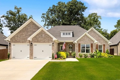 Hurricane Lake Home For Sale in Benton Arkansas