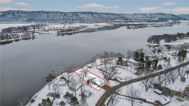 (private lake, pond, creek) Home Sale Pending in Wabasha Minnesota