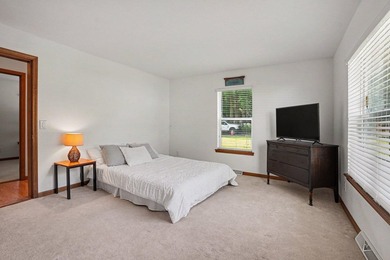 Enjoy lakefront living on beautiful South Scott Lake! This - photo 12
