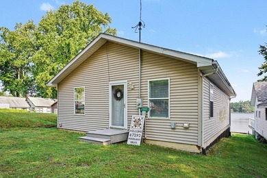 Enjoy lakefront living on beautiful South Scott Lake! This - photo 20