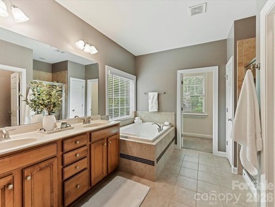 Welcome to this beautifully maintained 4-bedroom, 2.5-bath home - photo 25