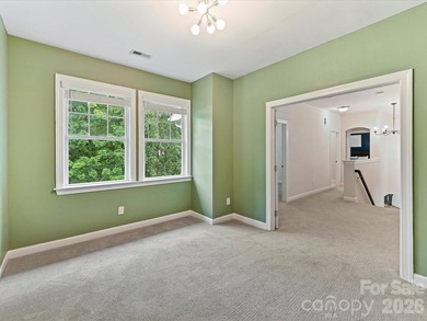 Welcome to this beautifully maintained 4-bedroom, 2.5-bath home - photo 31