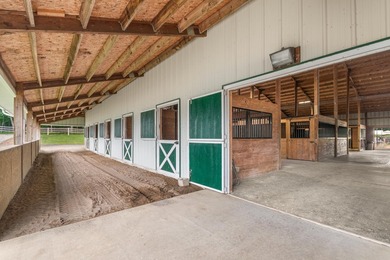 Welcome to an exceptional equestrian estate just 15 miles from - photo 34