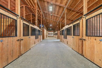 Welcome to an exceptional equestrian estate just 15 miles from - photo 36