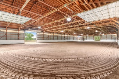 Welcome to an exceptional equestrian estate just 15 miles from - photo 39