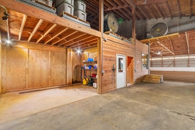 Welcome to an exceptional equestrian estate just 15 miles from - photo 49
