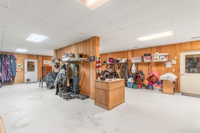 Welcome to an exceptional equestrian estate just 15 miles from - photo 50