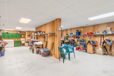 Welcome to an exceptional equestrian estate just 15 miles from - photo 51