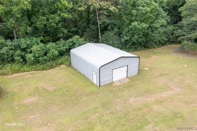 3D TOUR! Great price on this versatile property...Metal Roof is