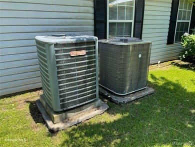 3D TOUR! Great price on this versatile property...Metal Roof is