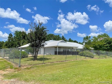 3D TOUR! Great price on this versatile property...Metal Roof is