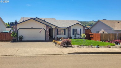 (private lake, pond, coastal) Home For Sale in Sutherlin Oregon