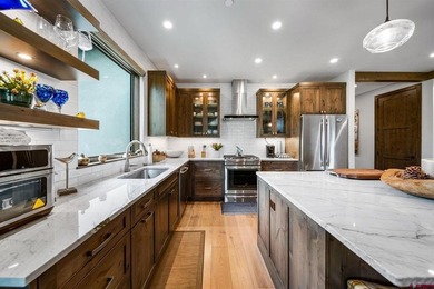 Tel Hamilton, Blackmore Group, C:,,: Welcome to a one of a kind - photo 7