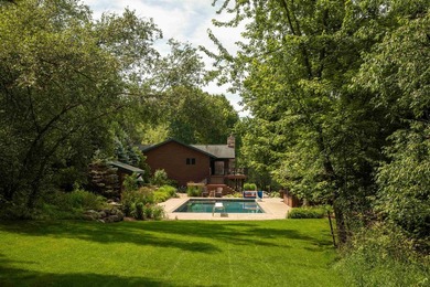 Discover your dream lifestyle in this extraordinary 4-BR, 3BA - photo 4