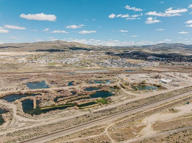 Situated between the railroad tracks and the Humboldt River - photo 6