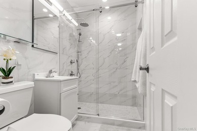 Modern Living Hits Different on the 8th Floor of the Palmer - photo 9