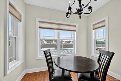 Welcome to The Views, a sought-after 55+ community offering - photo 6