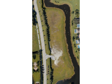 Nearly five acres. Prime Wellington location. Unmatched - photo 4