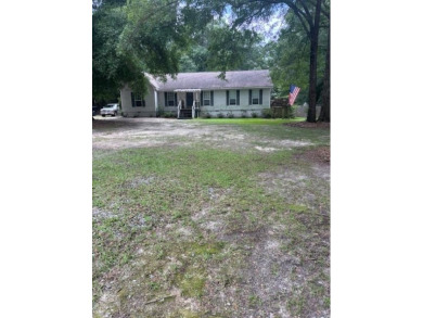 Lake Home For Sale in Eufaula, Alabama