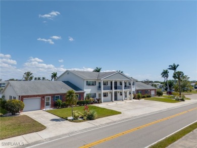 Lake Condo For Sale in Fort Myers, Florida