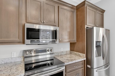This beautifully maintained 3-bedroom, 2-bath home is perfectly - photo 13