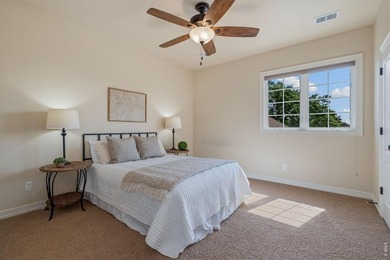 Tucked away in the highly sought-after Richard's Lake - photo 31