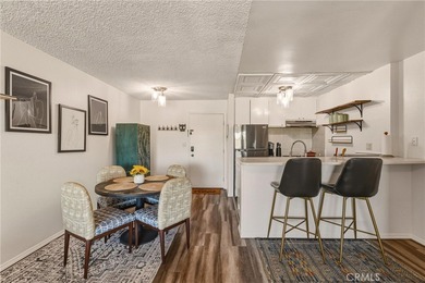 Welcome to Park Ocean! This beautifully updated 1-bedroom