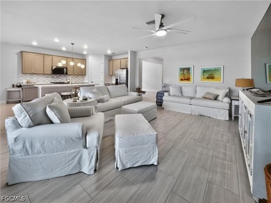 Welcome to your spectacular Florida retreat! Wake up to the - photo 8