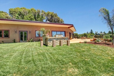 Enjoy sweeping Monterey Bay views, as far as your eyes can see - photo 1